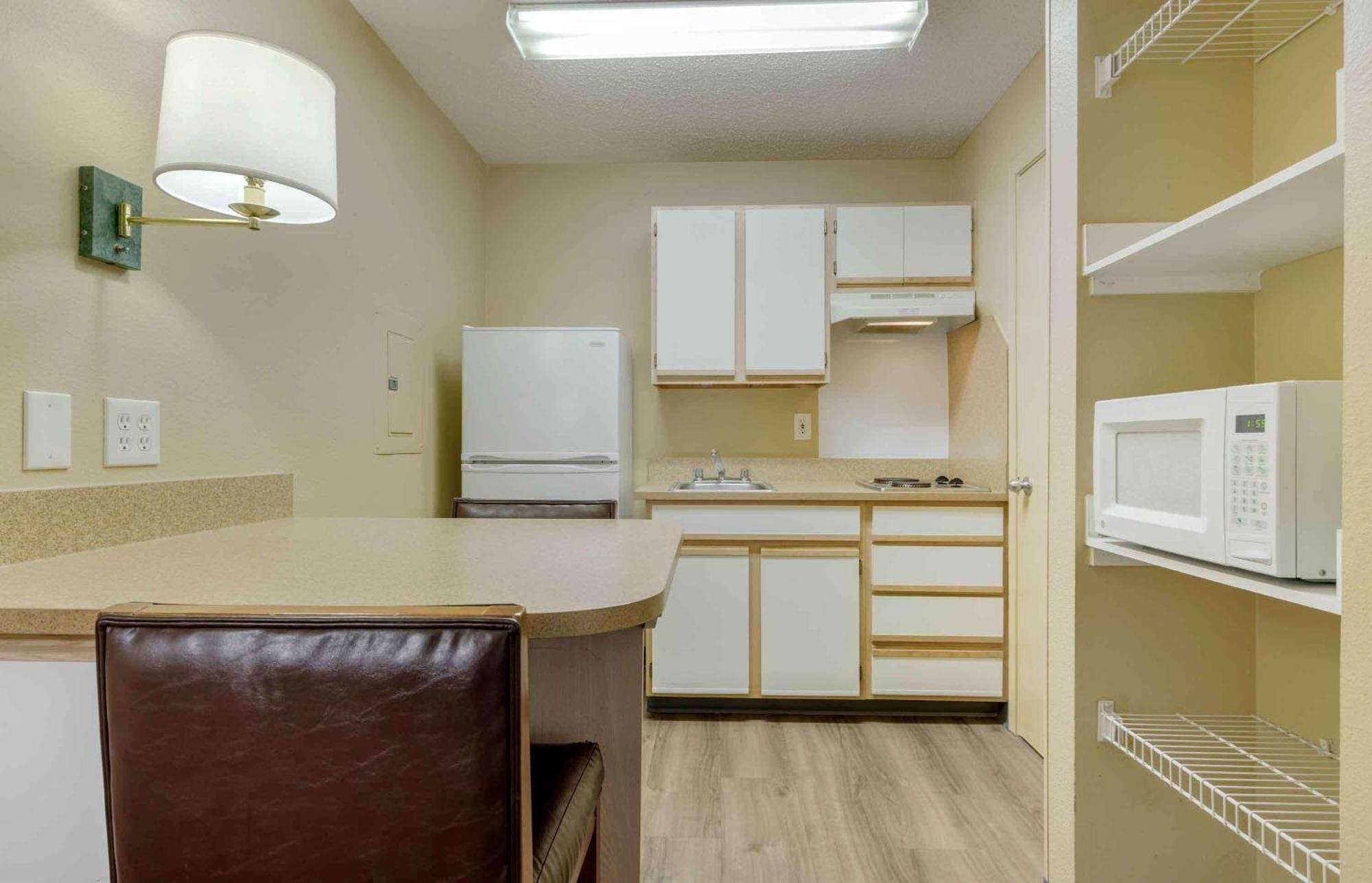 Extended Stay America Suites - Dallas - Las Colinas - Carnaby St Ървинг Екстериор снимка